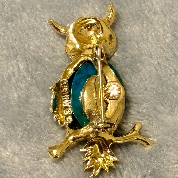 Vintage signed Gerry gold tone Owl Brooch &  Faux turquoise cabachon - Picture 8 of 14